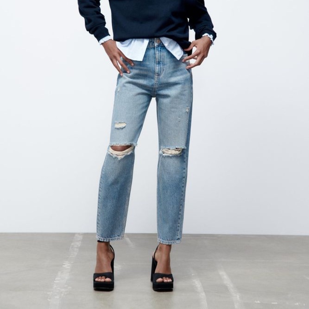 ZARA Ripped Mom Fit Jeans